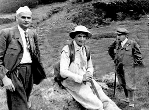 [Tadeusz A. Kruszynski, Janusz Chmielowski, Czeslaw Bajer]