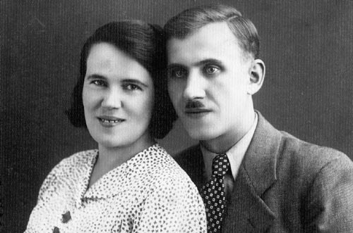 [Jozefa i Franciszek Surdelowie]