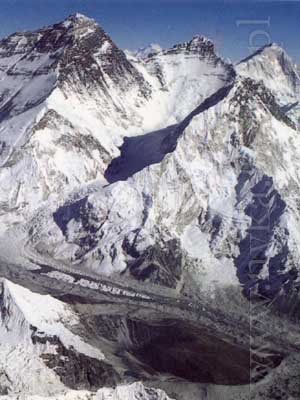 [Mount Everest, Lhotse, Makalu]